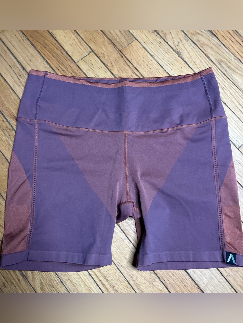 Athleta Legend Seamless compression Short Women’s Pull On Stretch 3X Plus workou